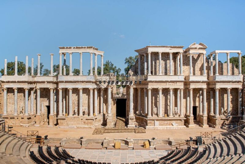Mérida: Roman Theatre E-Ticket With Audio Tour - Visiting Meridas Historic Sites