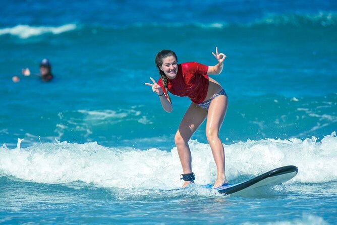Merricks Noosa Learn to Surf: 2 Hour Group Surfing Lesson - Surfing Lesson Minimum and Maximum Group Size