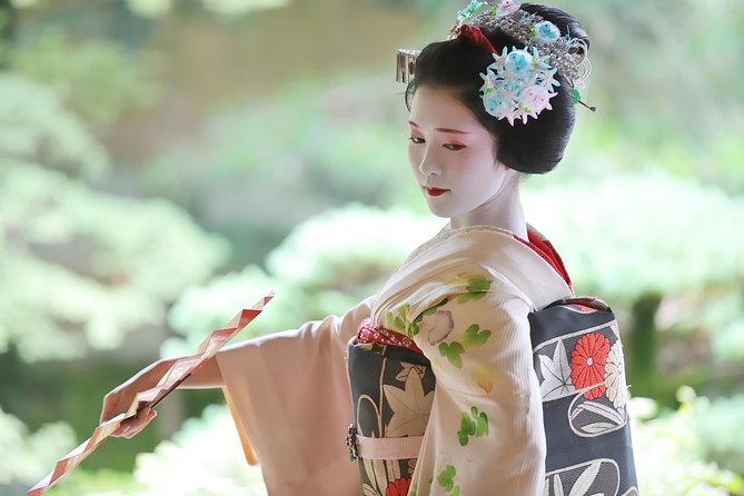 Mesmerizing Dinner With Maiko & Geisha - Location and Transportation