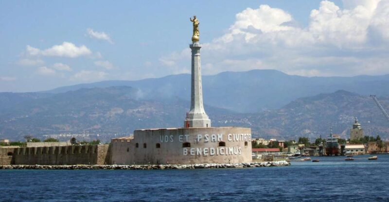 Messina: 2-Hour Walking Tour With a Private Guide - Highlights of the Tour