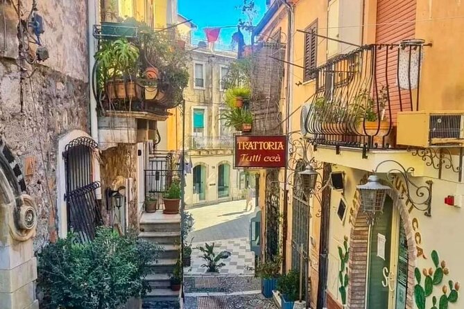 Messina Private Excursion Savoca Taormina and Castelmola - Exploring Savoca, Taormina, and Castelmola