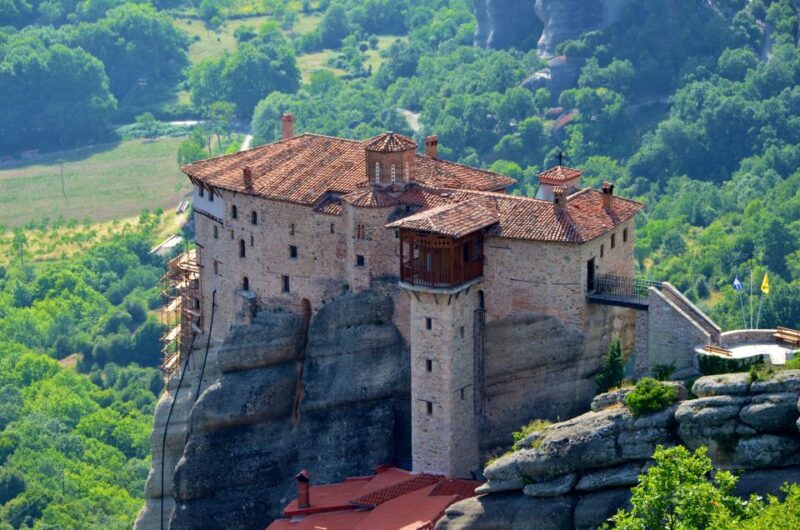 Meteora 2-Day Tour by Train From Thessaloniki - Small Group Tour Experience