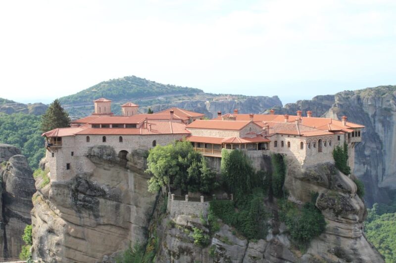 Meteora Express: Quick Monastery Visit - Experience Highlights