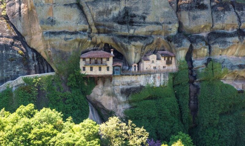 Meteora: Hiking Tour With a Local Guide and Monastery Visit - Key Points
