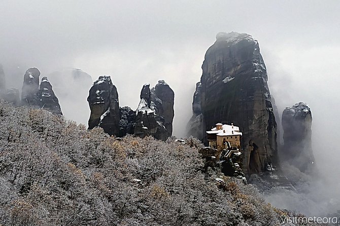 Meteora Monasteries Half-Day Small Group Tour With Transport - Dress Code Requirements