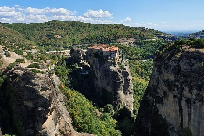 Meteora Monasteries Private Tour, Thessaloniki Starting. - Monastery Visits