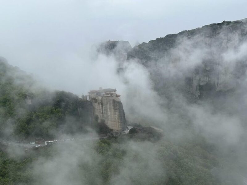 Meteora Private Full Day Tour From Athens & Free Audio Tour - Key Points