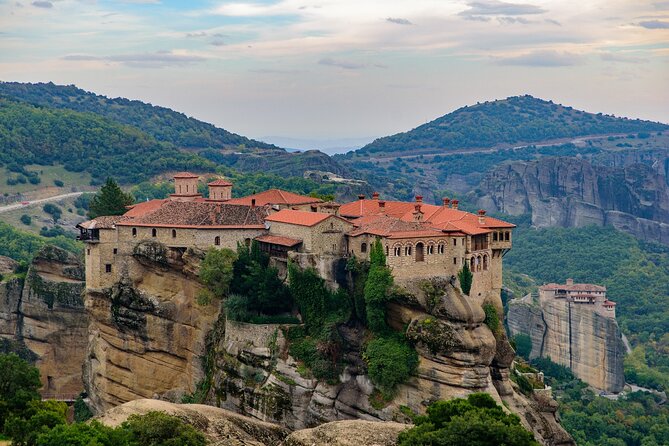 Meteora: Self-Guided App-Based Driving Tour - Offline Navigation and Maps