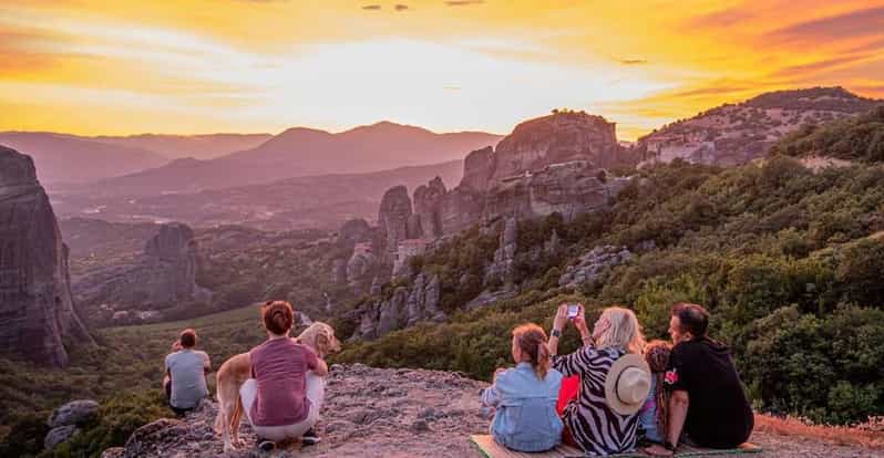 Meteora Small-Group Day Trip From Larissa & Katerini Areas - Experience Description: Journey From Katerini to Meteora