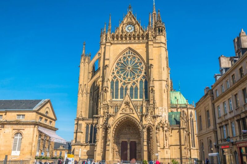 Metz: First Discovery Walk and Reading Walking Tour - Experience Overview
