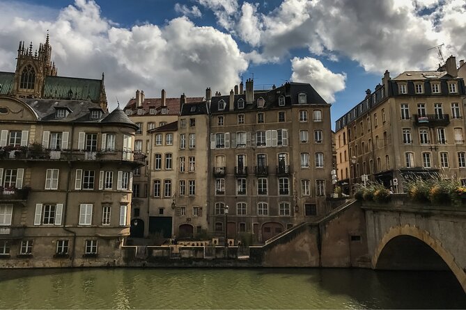 Metz Scavenger Hunt and Highlights Self-Guided Tour - Tour Overview