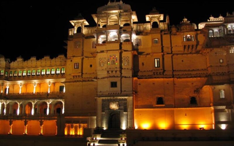 Mewar Evening Light & Sound Show With Dinner - Show Details