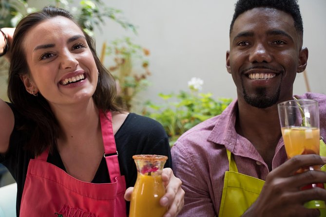 Mexican Cooking Class & Cocktails in Mexico City - Hands-on Cooking Experience