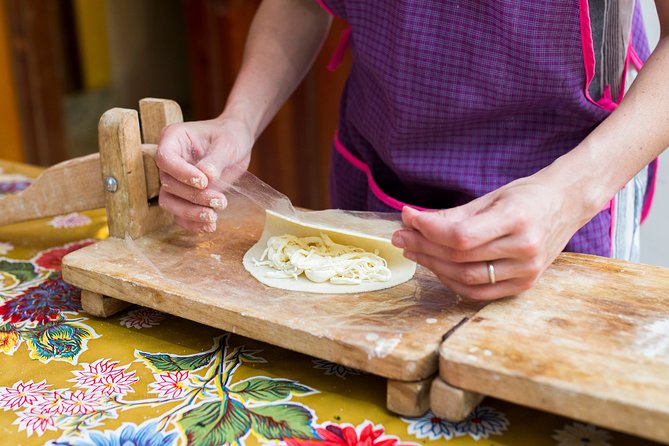 Mexican Cooking From Scratch and Mezcal Tasting in a Local Home in Tulum - Intimate Small Group Setting