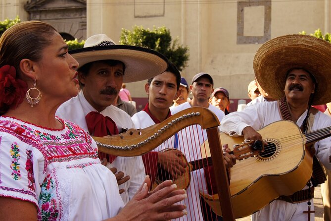 Mexican Dinner With Mariachis in Cancun - Savoring the Flavors With Drinks