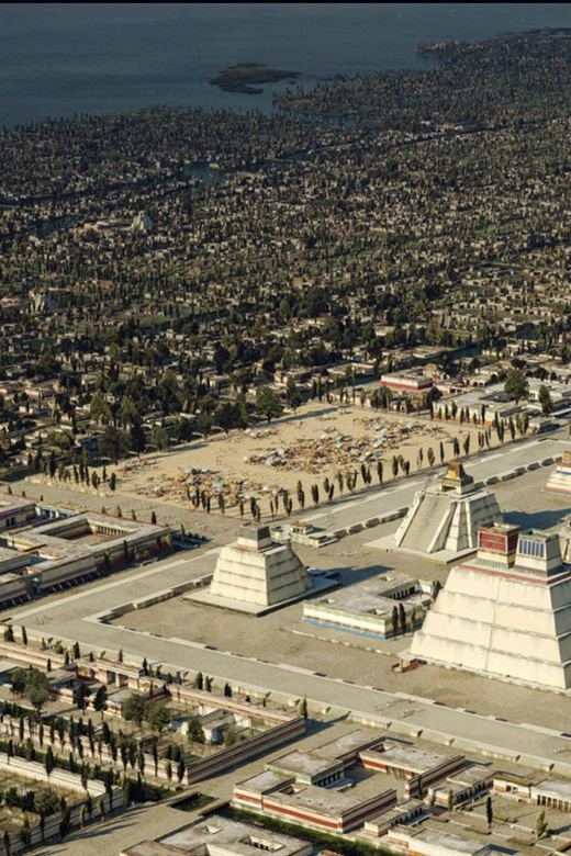 Mexico City: 700 Years, Master Introduction for Newcomers - Atmosphere and Photo Opportunities
