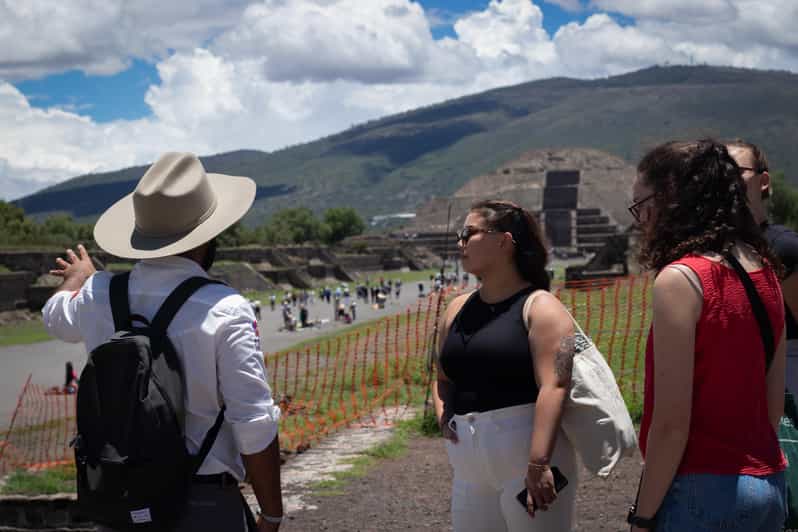 Mexico City: All Included Teotihuacan Tour & Breakfast - Transportation and Accessibility