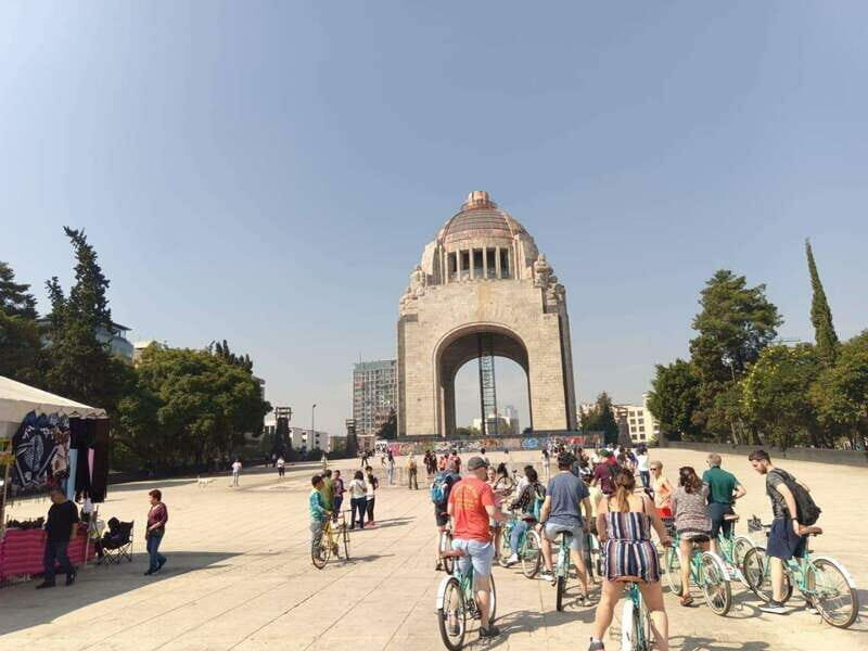 Mexico City: Art Naco, murals & street art bike tour - Key Points