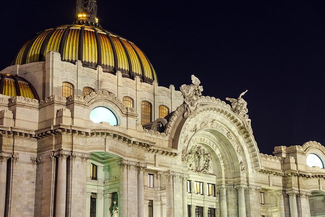 Mexico City at Night Tour With Torre Latino - Notable Tour Guides