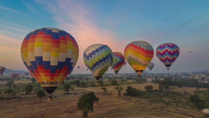 Mexico City: Balloon Flight, Breakfast in Cave and Pyramids - Artisan Cooperative Visit