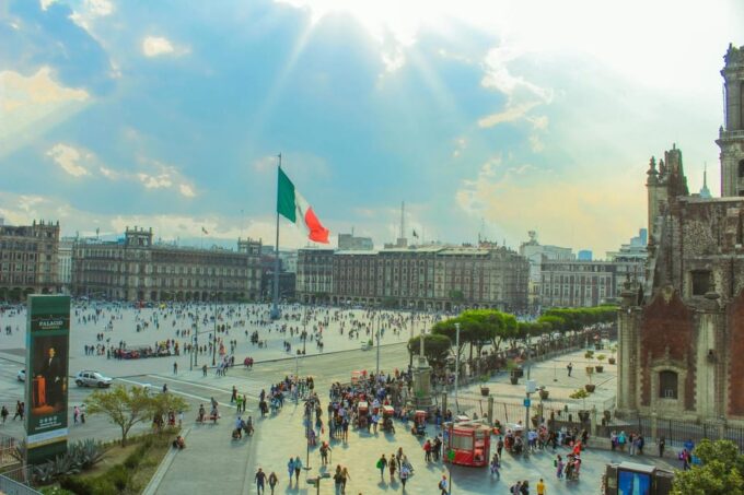 Mexico City Bike Tour: Ride Into the Marvels of the Capital - Experience the Cibeles Fountain