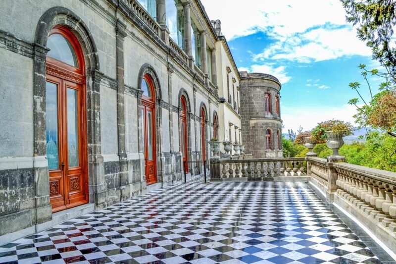 Mexico City: Chapultepec Castle Semi-Private Walking Tour - Restrictions and Recommendations