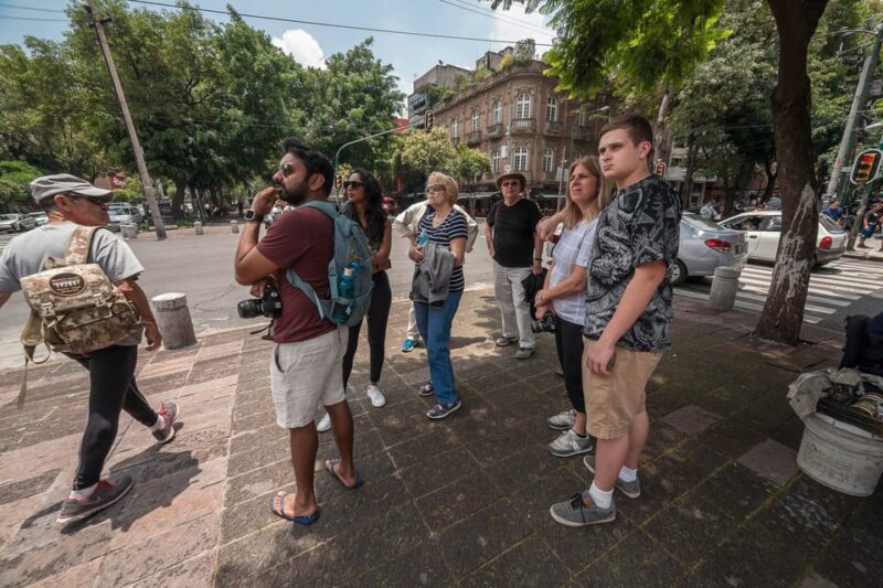 Mexico City: Colonia Roma Neighborhood Food Tour - Taking in History, Culture, and Architecture
