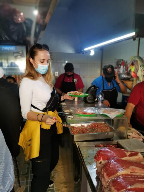 Mexico City: Eat & Explore Street Food - Exploring Mexican Street Food