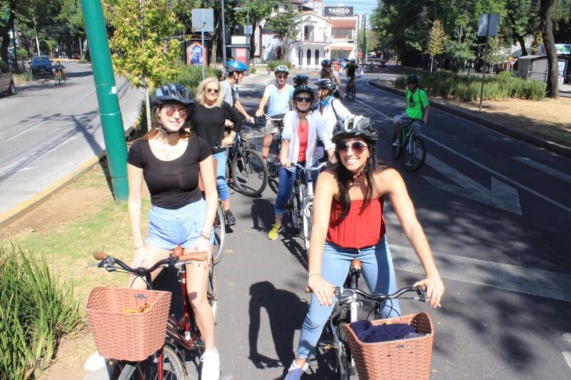 Mexico City Grafitti & Street Art Bike Tour, Find Hidden Gem - Urban Expressions and Subculture