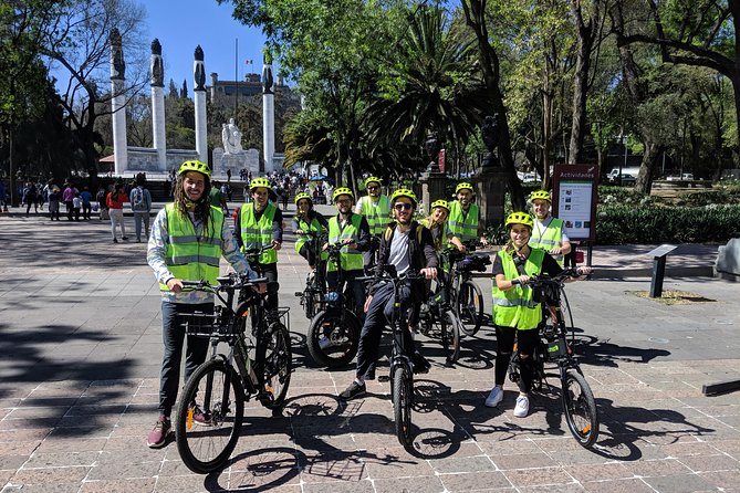 Mexico City Highlights E-Bike Tour With One Foodie Stop - Explore Mexico City by E-Bike