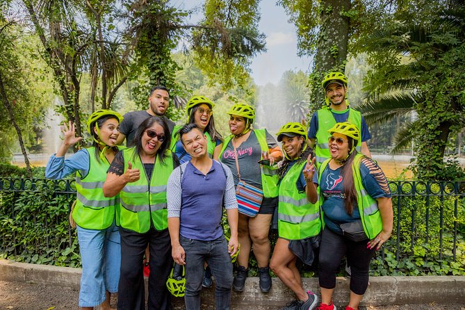 Mexico City Highlights E-Bike Tour With One Foodie Stop - Exploring the City Center