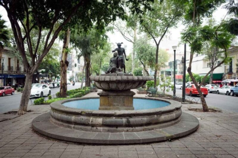 Mexico City: La Roma Neighborhood Audio Guide - Key Points