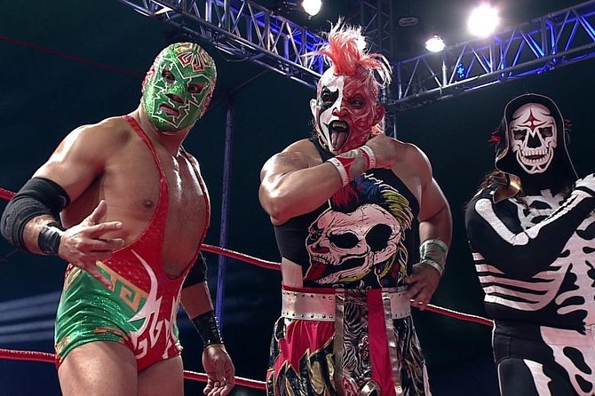 Mexico City: Lucha Libre Wrestling Show Tickets - Mask and Tequila Tradition