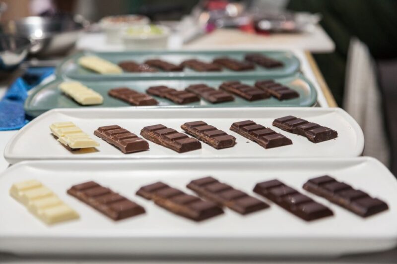 Mexico City: Mexican Chocolate Experience With Tastings - Origins and Processing of Chocolate