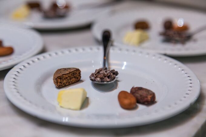 Mexico City: Mexican Chocolate Experience With Tastings - Duration and Group Size