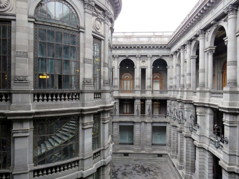 Mexico City Must-see Buildings & Palaces - Palacio De Correos De Mexico