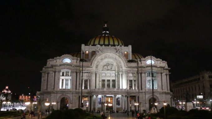 Mexico City: Night City Tour in a Double Decker Bus - Transport Details