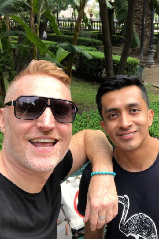 Mexico City: North Walking Tour With Library Visit - Tour Experience