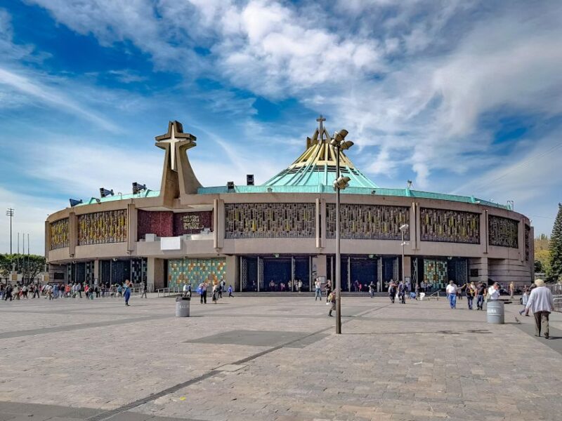 Mexico City: Teotihuacan Tour, Cave Restaurant & Basilica - Plaza De Las Tres Culturas