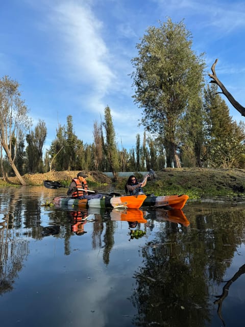 Mexico City: the Island of Dolls in a Kayak - Break on the Floating Garden