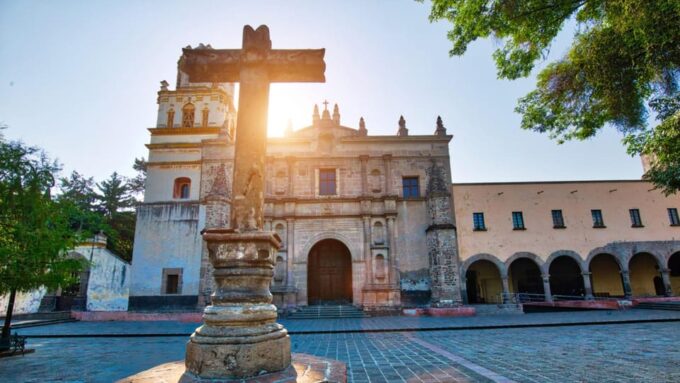 Mexico City: Tour of Coyoacán, Frida and the Blue House - Price and Languages