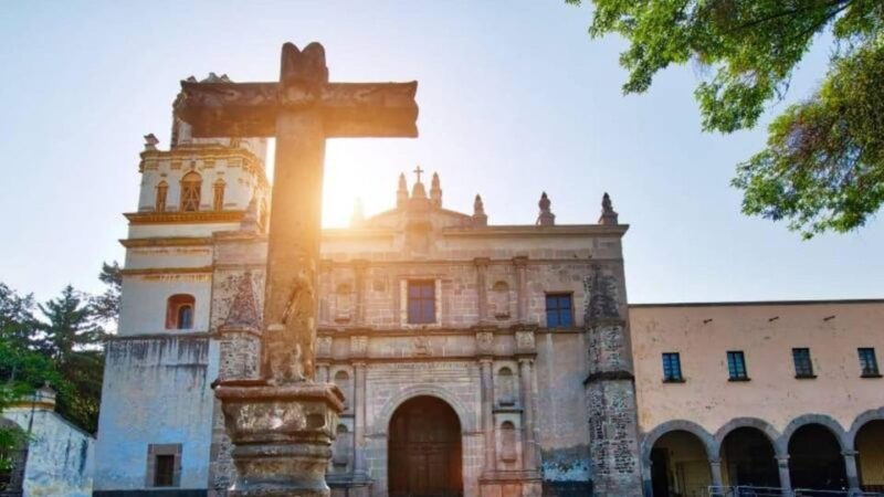 Mexico City: Tour the Blue House, Xochimilco, and Coyoacan - Key Points