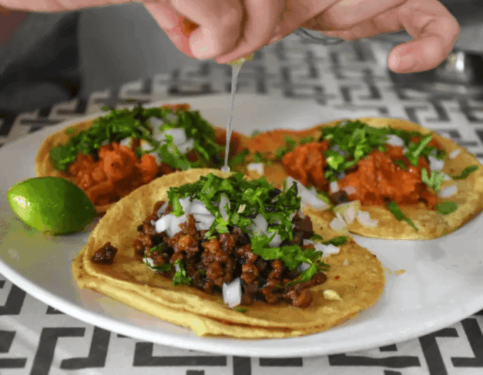 Mexico City: Vegan and Vegetarian Street Food Adventure - Group Size and Languages