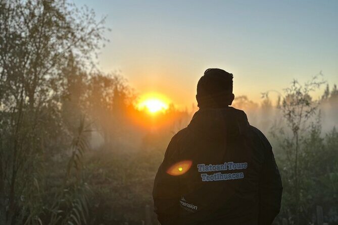 Mexico City: Xochimilco at sunrise + Breakfast and transportation - Key Points