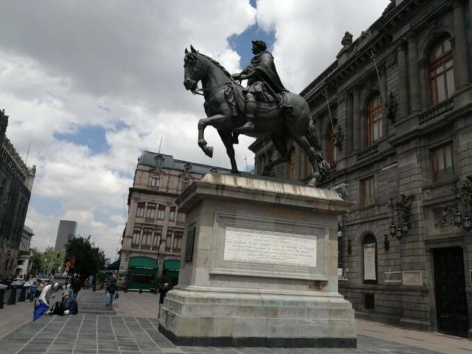 Mexico Citys Historical Sights: Audio Guided Walking Tour - Churrigueresque Architectural Style