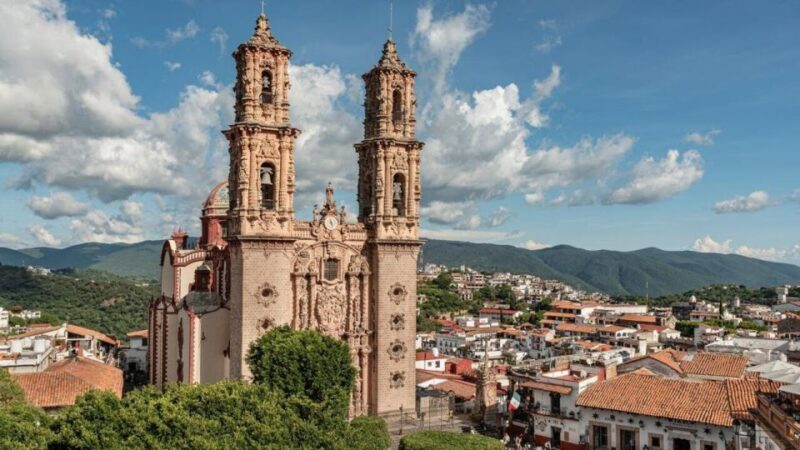 Mexico: Pyramids of Teotihuacan & Taxco - 2 Day Tour - Key Points