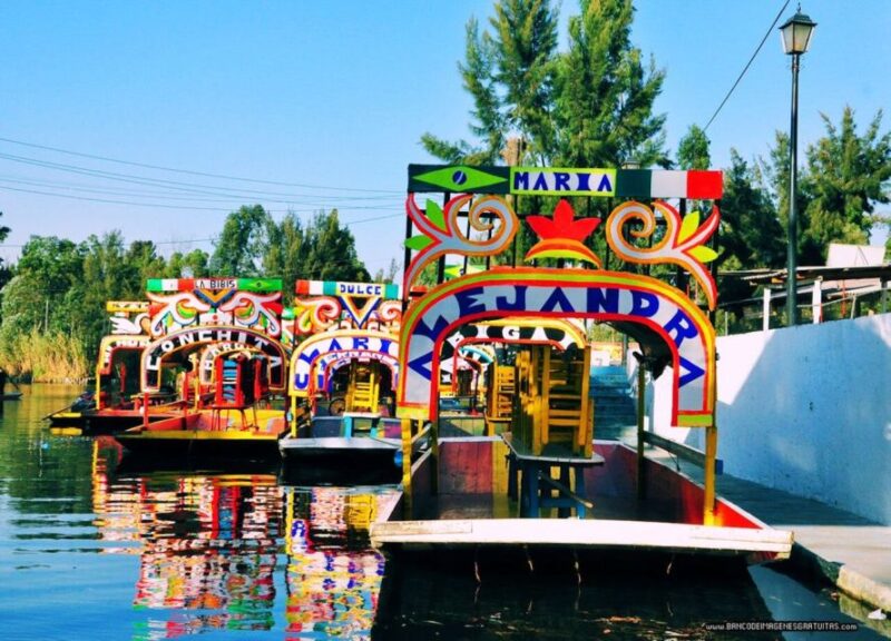 Mexico: Pyramids of Teotihuacan & Xochimilco - 2 Days Tour - Basilica of Our Lady of Guadalupe