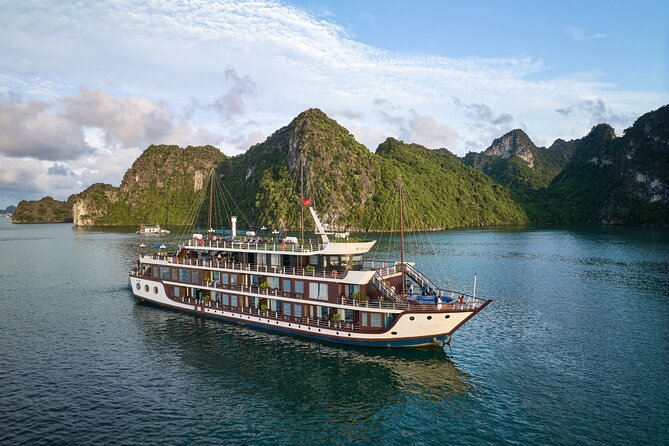 MGLORIA CRUISE 5-STAR LUXURY in Halong & Lan Ha Bay 2Day 1 Night - Transportation and Pickups