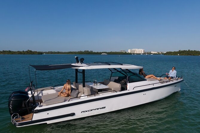 Miami Bay Discovery Private Yacht Cruise With Captain - Pricing and Guarantee