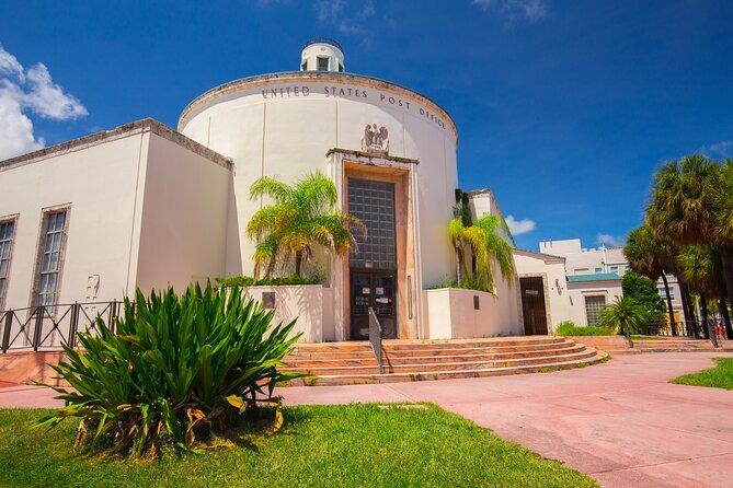 Miami Beach Art Deco, History & Crime Non-Touristy Bike Tour - Miamis Rich History